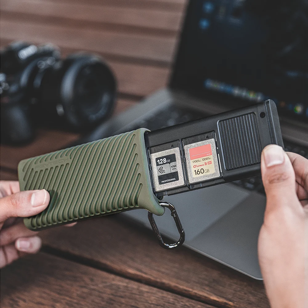 CFexpress CreateMate Card Reader Case - Image 3